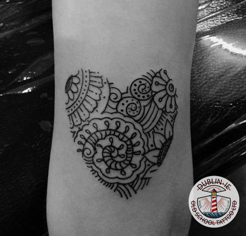 flower mandal heart